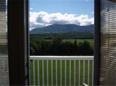 North Conway Mountain Inn Room photo